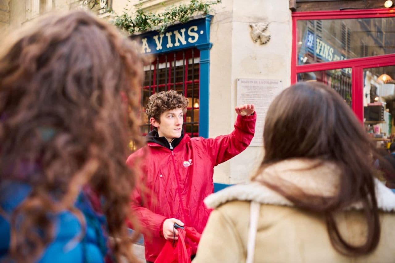 Notre Dame Cathedral Neighbourhood Guided Walking Tour - تصویر 5