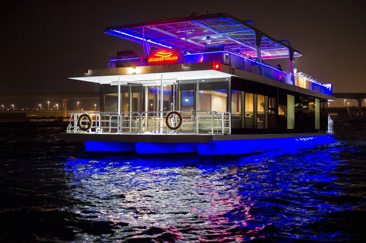 Dubai Marina Sunset or Dinner Cruise with Live Music - تصویر 2