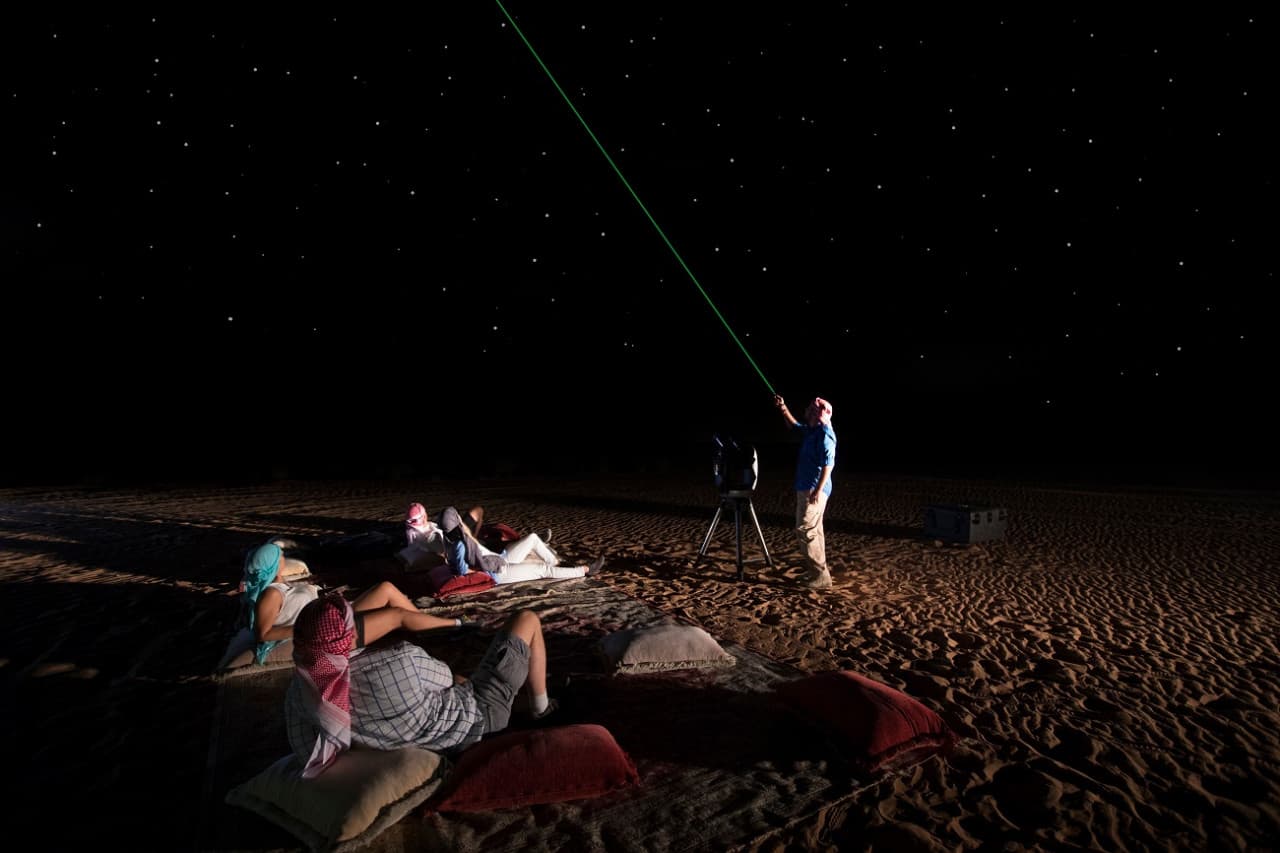Dubai Private Night Safari Tour with Astronomy Session - تصویر 3