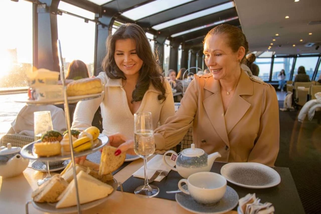 Afternoon Tea Cruise on the River Thames - تصویر 6