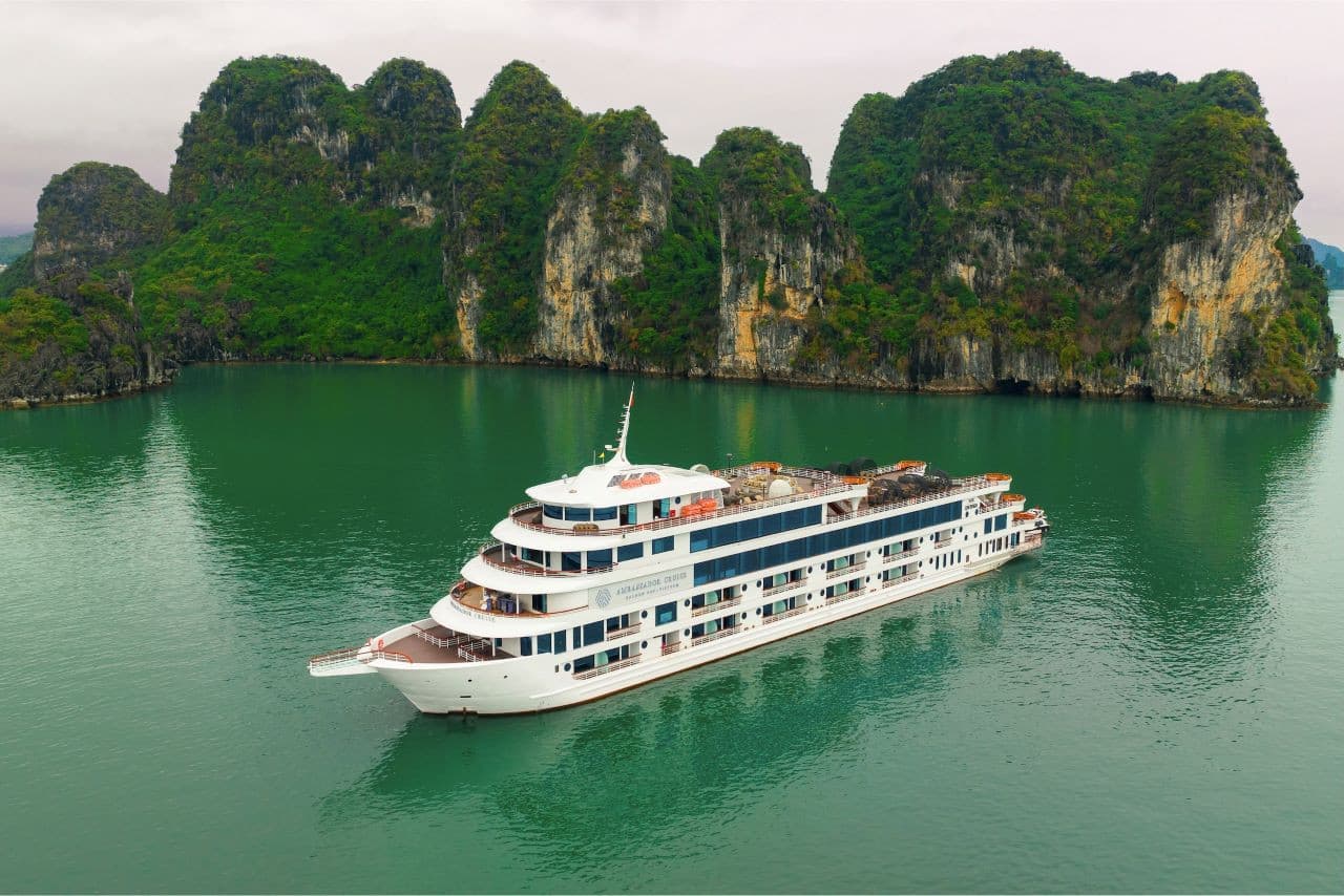 Halong Bay Premium Cruise aboard Ambassador Cruise - تصویر 3
