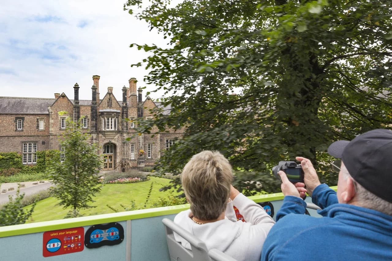 City Sightseeing York Hop-on Hop-off Bus Tour - تصویر 8