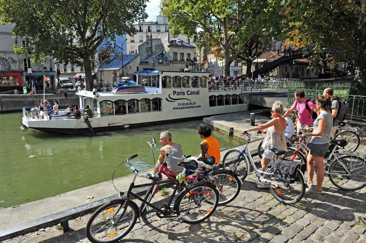 Canal Saint-Martin Cruise - تصویر 2