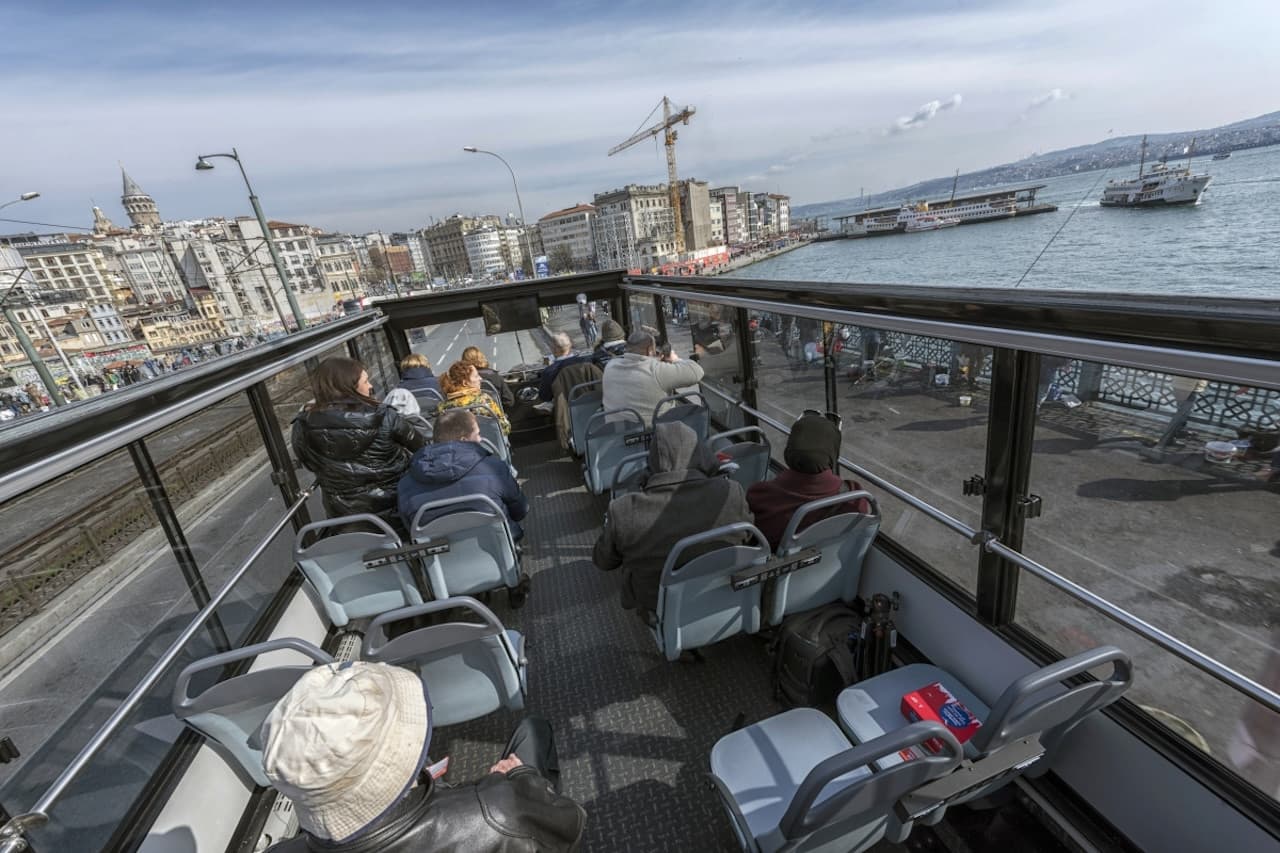 Istanbul Hop-On Hop-Off Bus Tour - تصویر 15
