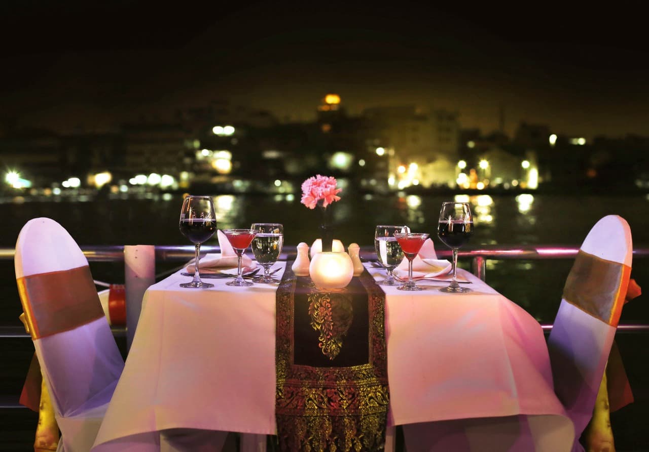 Chao Phraya Dinner Cruise aboard River Star Princess - تصویر 7