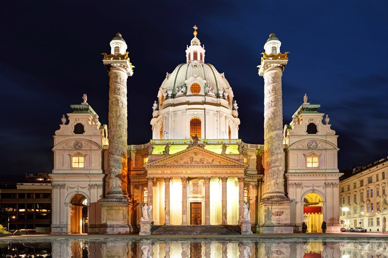 Vivaldi's Four Seasons Concert at St. Charles Church - تصویر 4