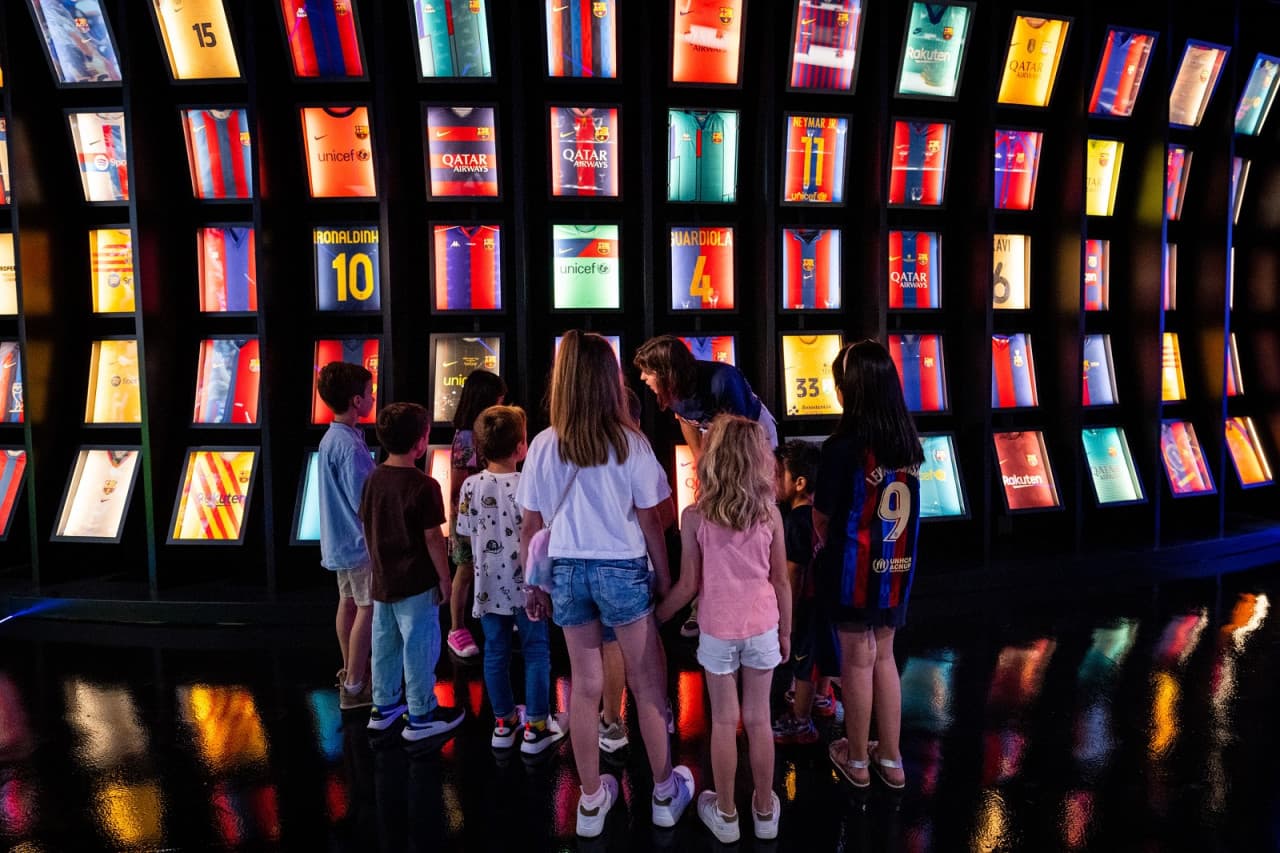 FC Barcelona Museum Guided Tour - تصویر 7