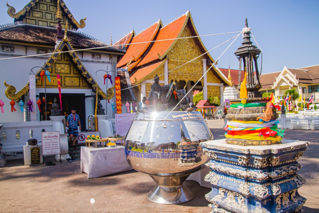Chiang Mai Old City and Temples Walking Tour - تصویر 9