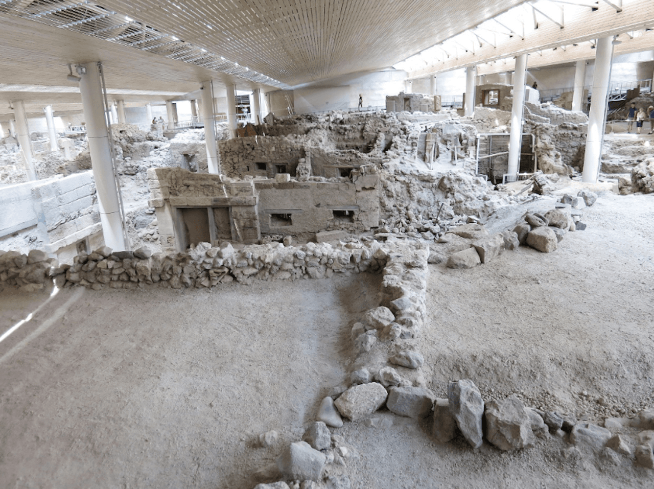 Akrotiri Archaeological Site - تصویر 6