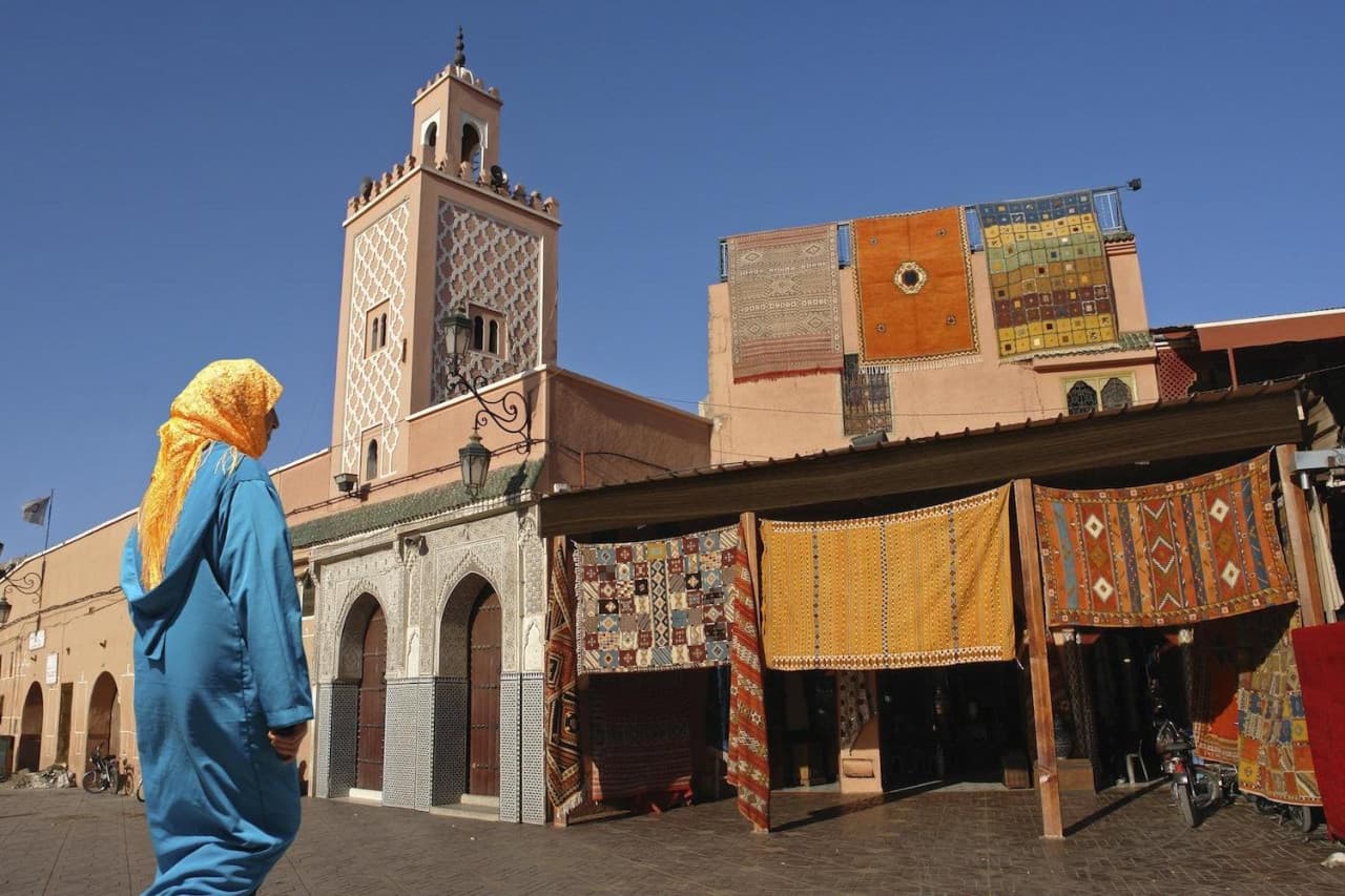 Marrakech Full-Day Tour from Casablanca: Koutoubia Mosque, Menara Gardens, Djemaa El Fna Square - تصویر اصلی