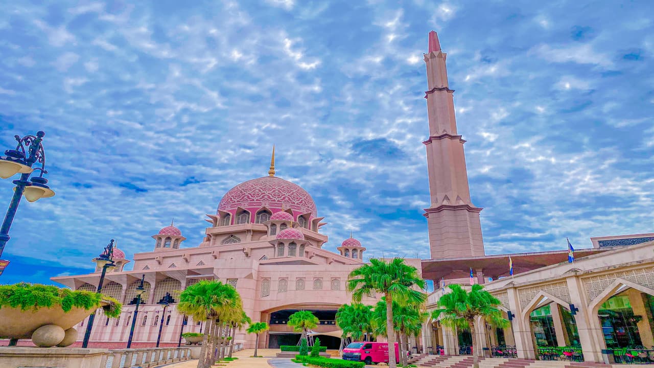 Putrajaya River Cruise and City Tour from Kuala Lumpur - تصویر 2