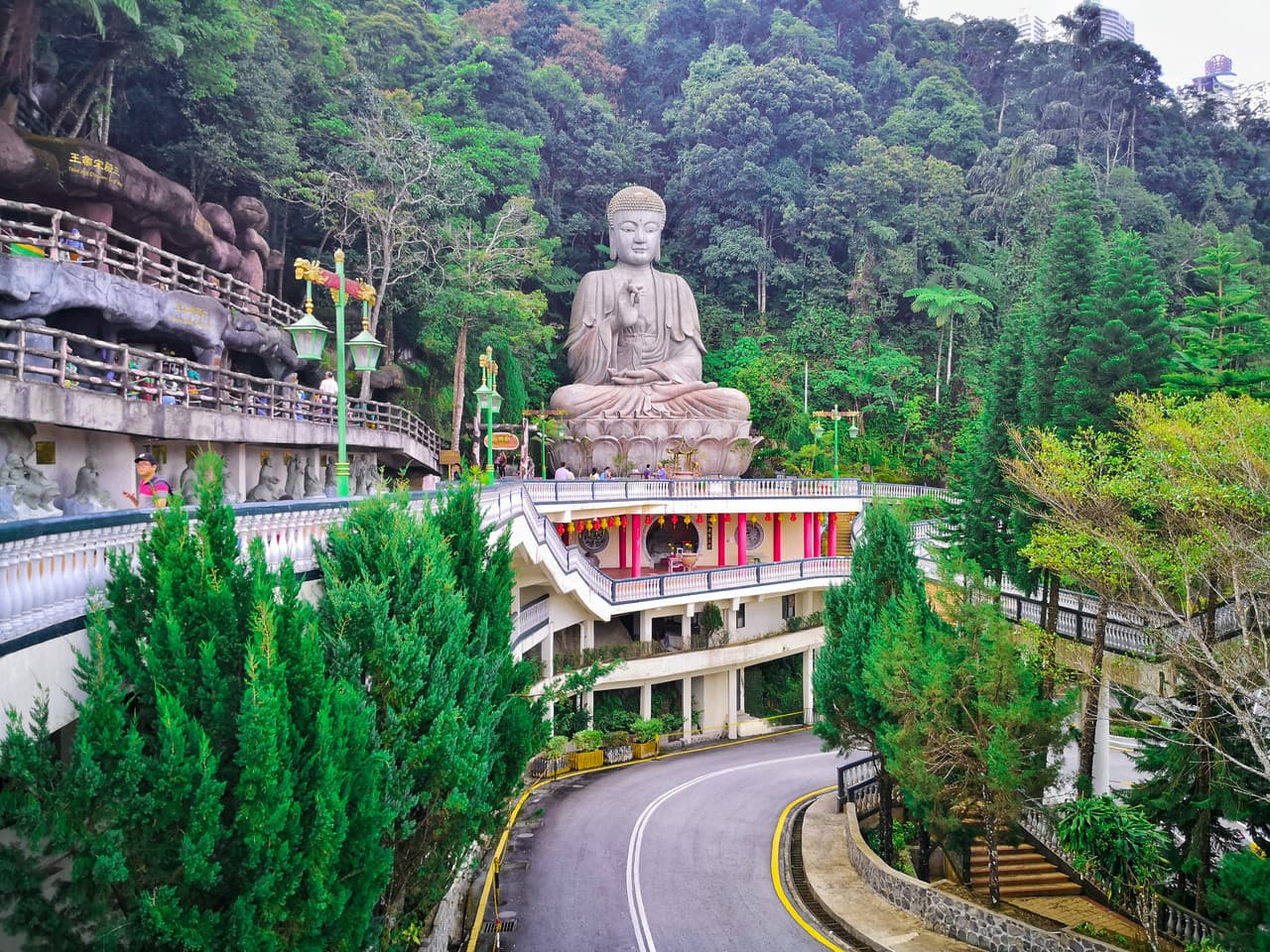 Genting Highlands and Batu Caves Full-Day Tour from Kuala Lumpur - تصویر 10