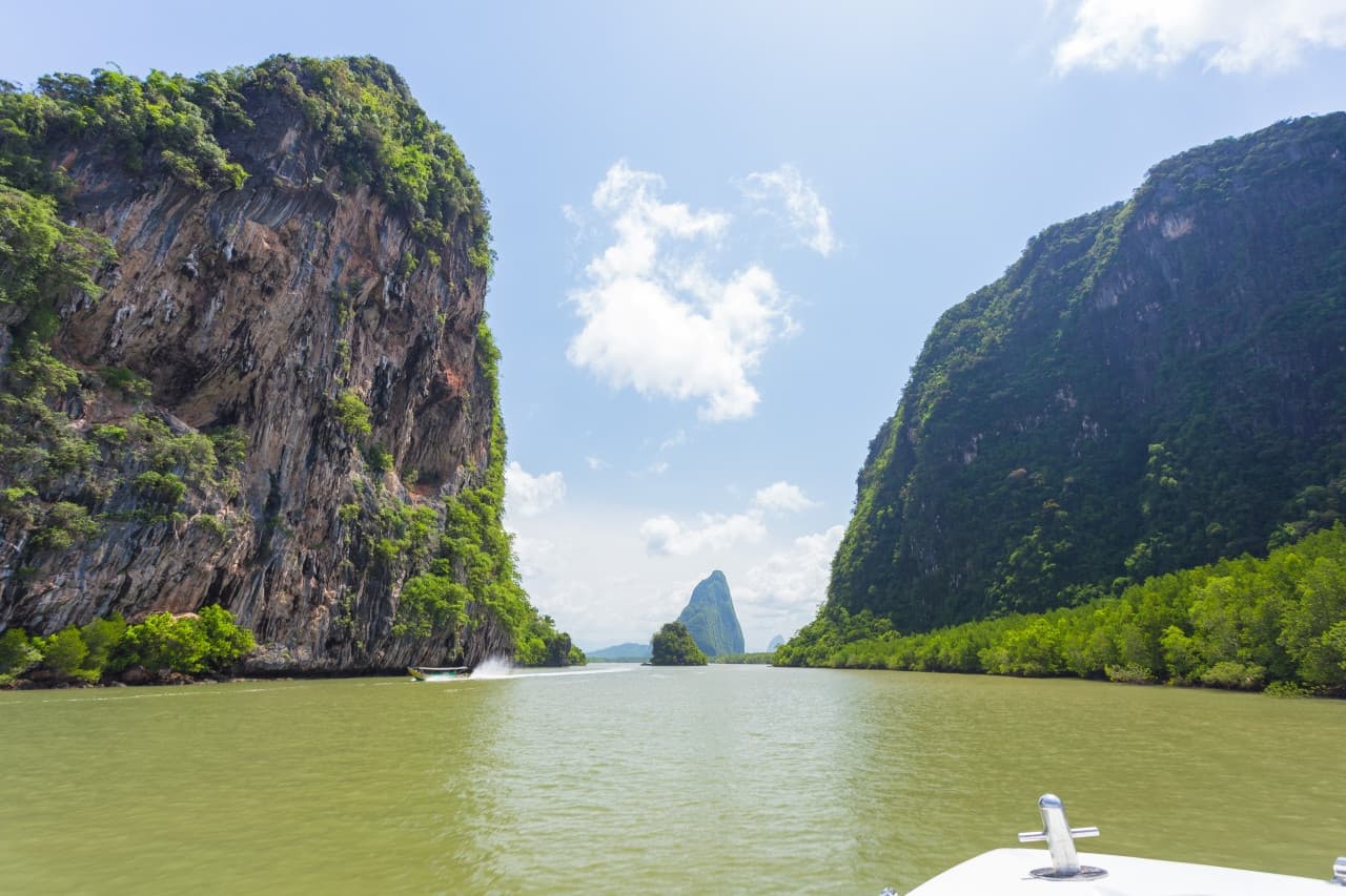 James Bond Island, Phang-Nga Bay, Hong Island, and Khai Island Tour from Phuket - تصویر 16