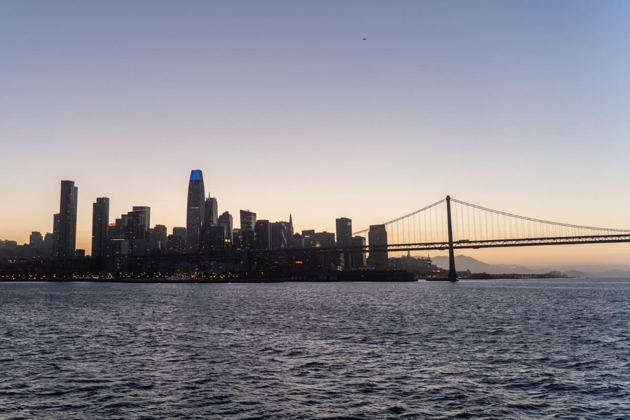 San Francisco Bay 2 Hour Sunset or Evening Sightseeing Boat Cruise by Red and White Fleet - تصویر 10