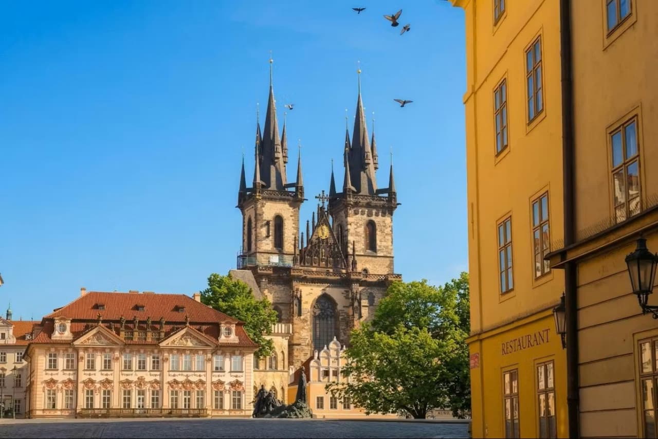 Prague National Museum Ticket + City Tour Audio Guide - تصویر 7