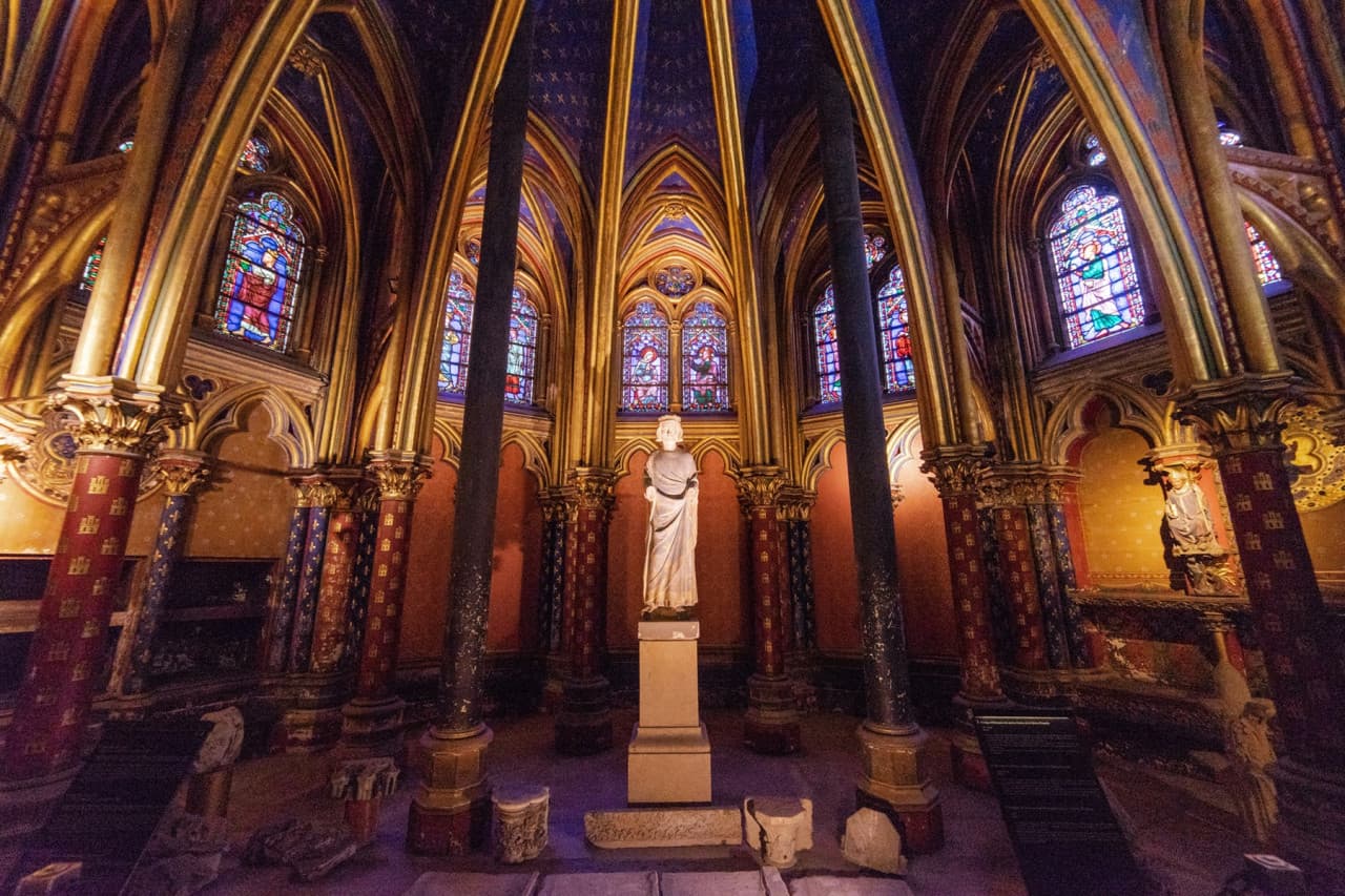 Sainte-Chapelle Tour with English Live Commentary & Reserved Entry - تصویر اصلی