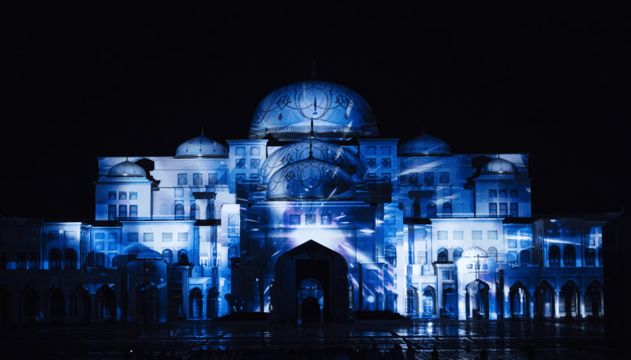 Abu Dhabi Full-Day Tour from Dubai: Sheikh Zayed Mosque, Emirates Palace, Corniche - تصویر 12