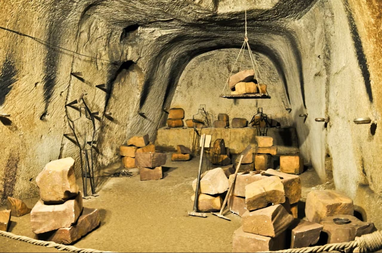 Naples Underground Guided Tour - تصویر 12