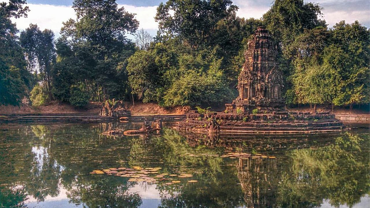 Angkor Wat, Ta Prohm, and Neak Pean Tour - تصویر 2