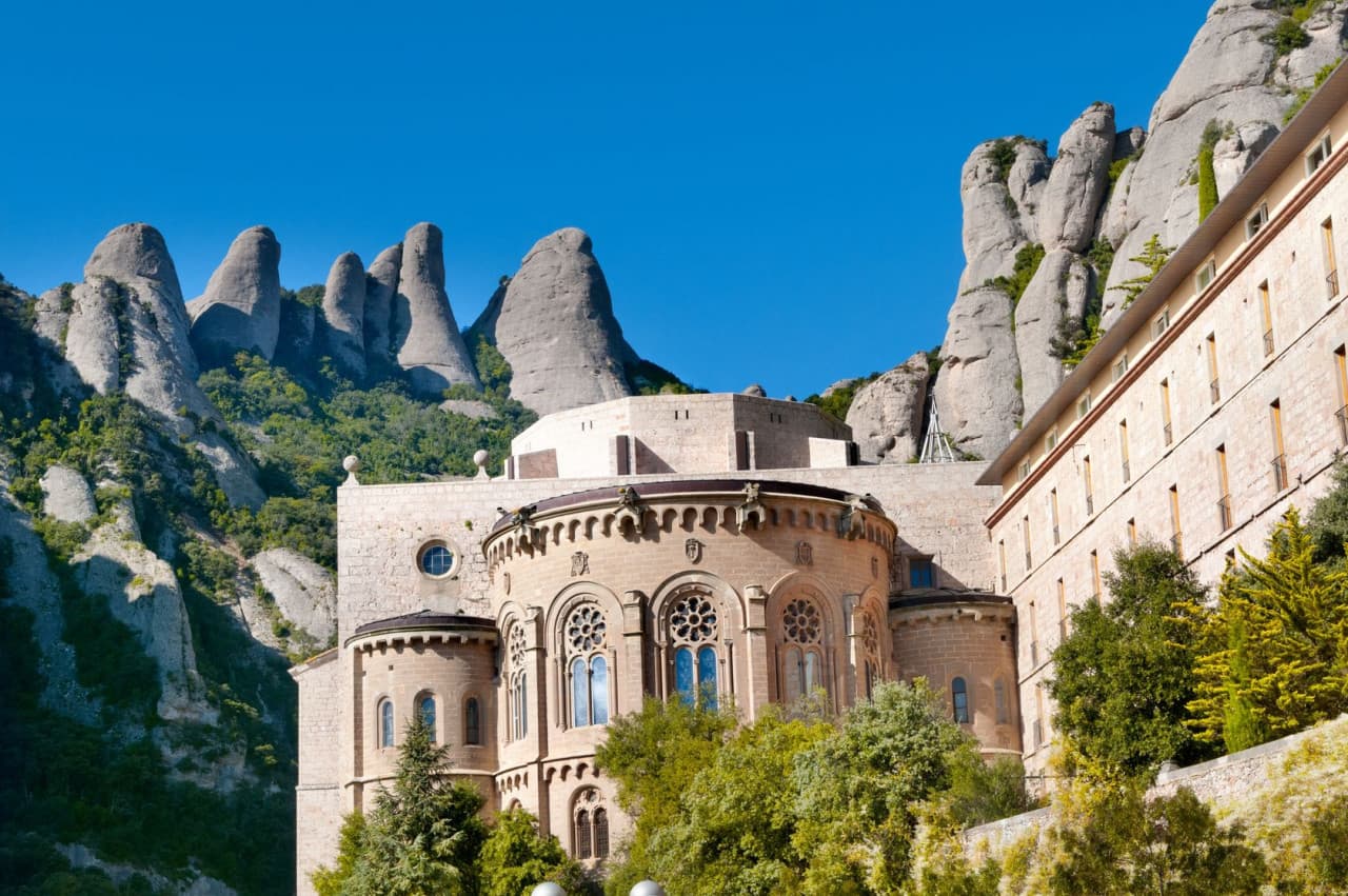 Montserrat Sunrise Tour from Barcelona - تصویر 7