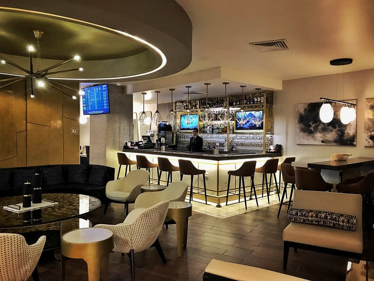 MERA Business Lounge - Cancun International Airport - تصویر 19