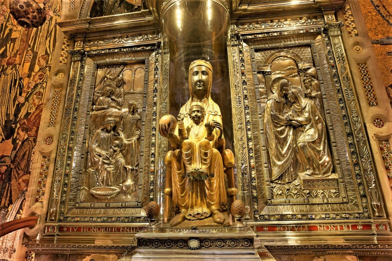 Montserrat Morning Tour with Black Madonna Priority Access - تصویر 4