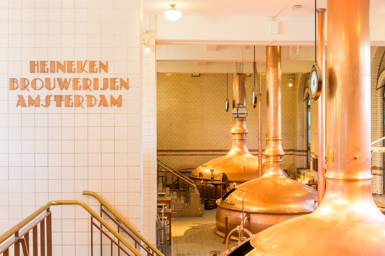 Heineken® Brewery Tour with beer tasting - تصویر 2