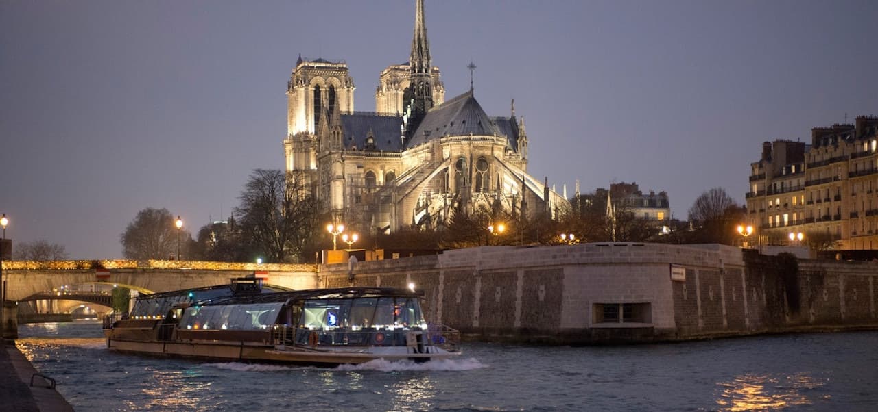 Bateaux Parisiens - Seine River Gourmet Cruise - تصویر اصلی