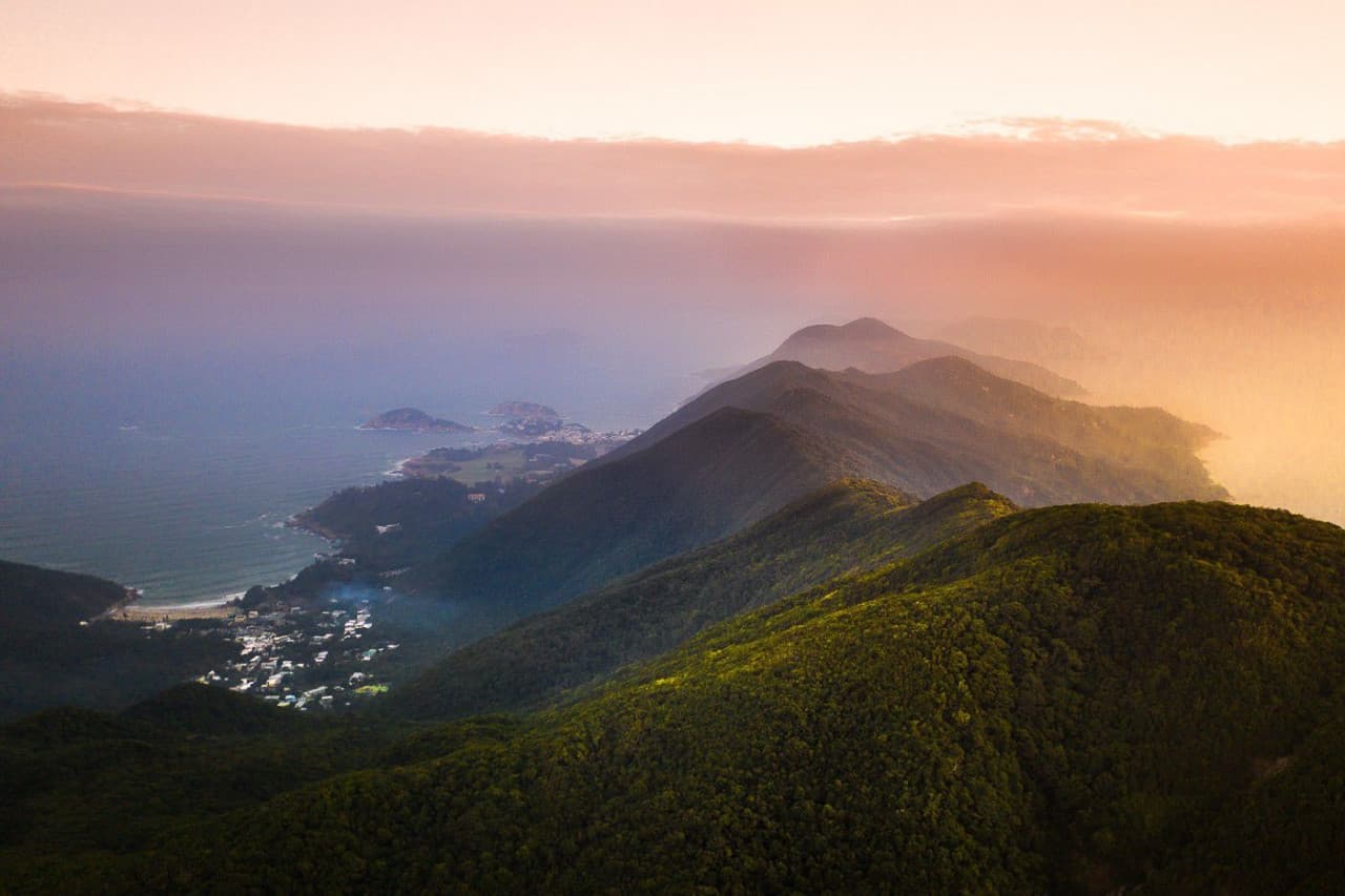 Dragon's Back Trail Hiking Tour - تصویر اصلی