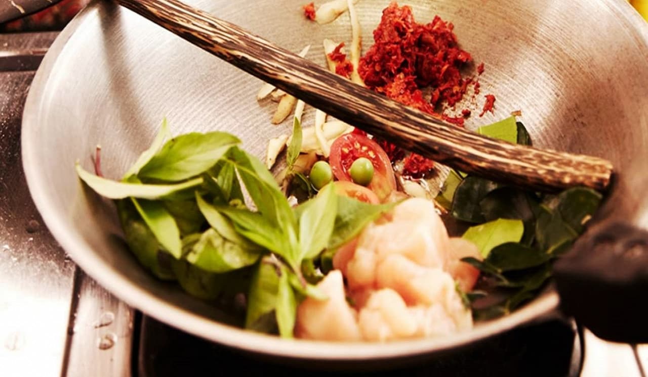 Thai Cooking Class at Silom Thai Cooking School - تصویر 6