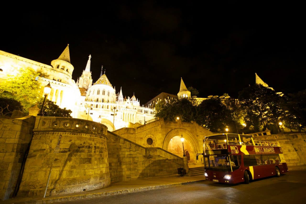 Big Bus Budapest Hop-on Hop-off Bus Tour - تصویر 14