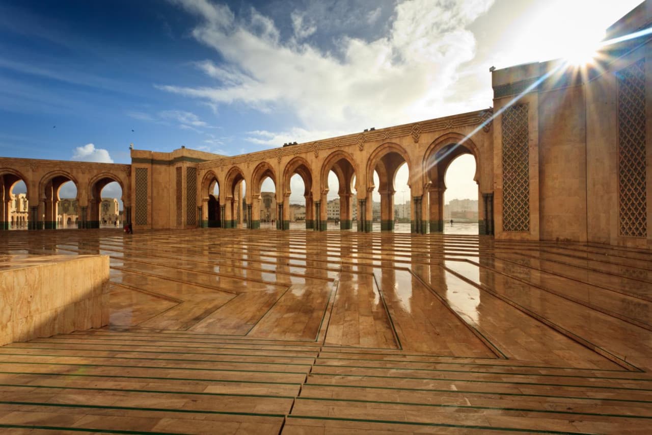 Casablanca Half-Day Tour: United Nations Square, Central Market, Royal Palace, Habbous Quarter - تصویر اصلی