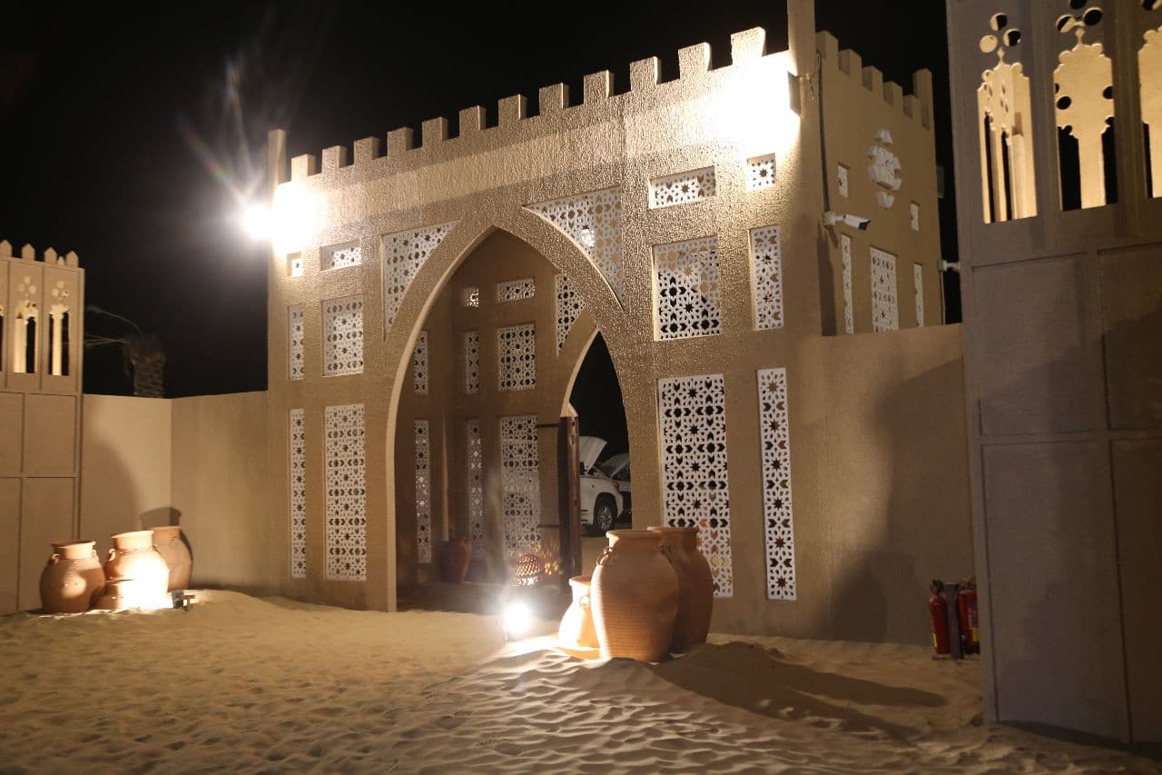 Premium Evening Desert Safari Tour from Dubai with BBQ Dinner - تصویر 24