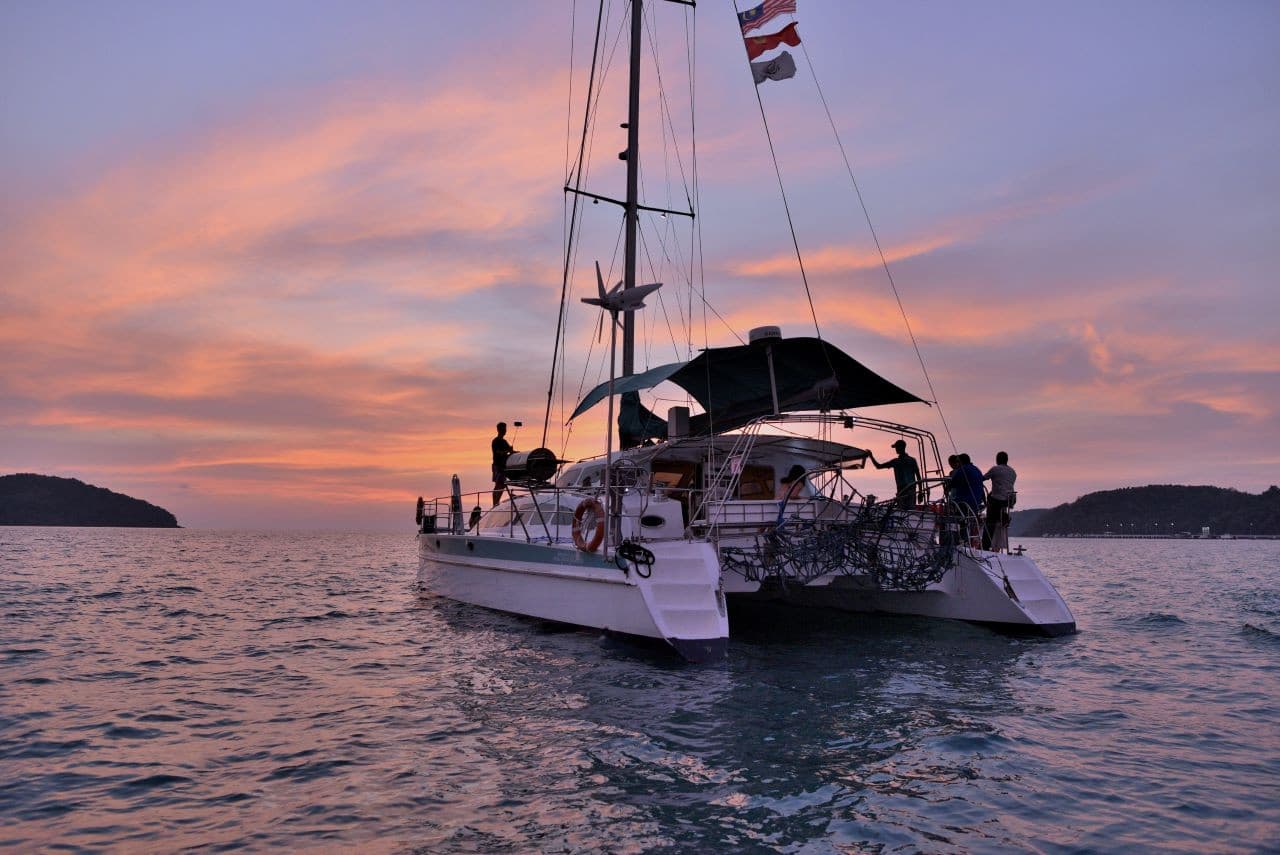 Premium Langkawi Sunset and Day Cruises by Crystal Yacht - تصویر 7
