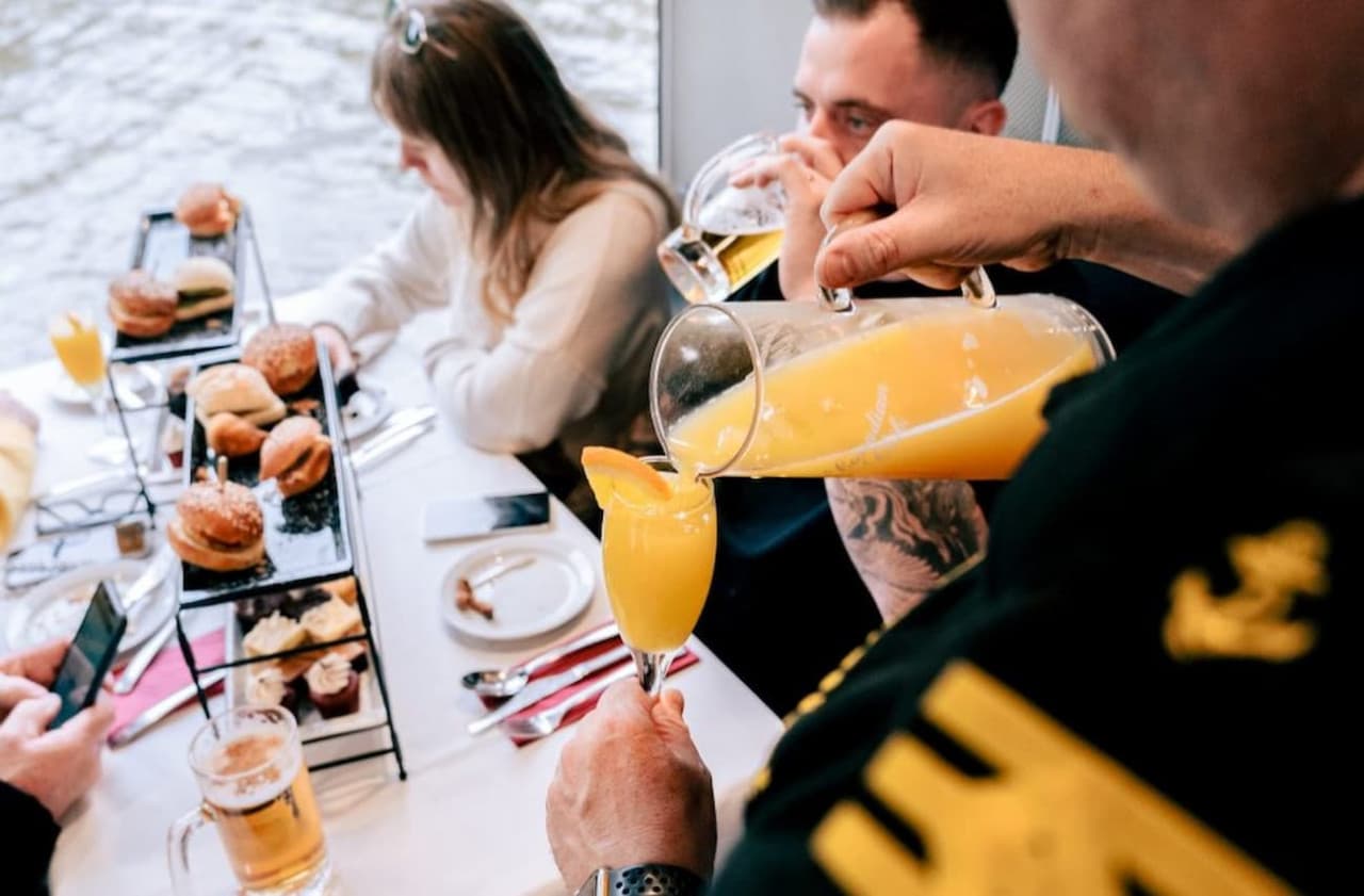 Spirit of Melbourne Bottomless Brunch Cruise on the Yarra River - تصویر 3