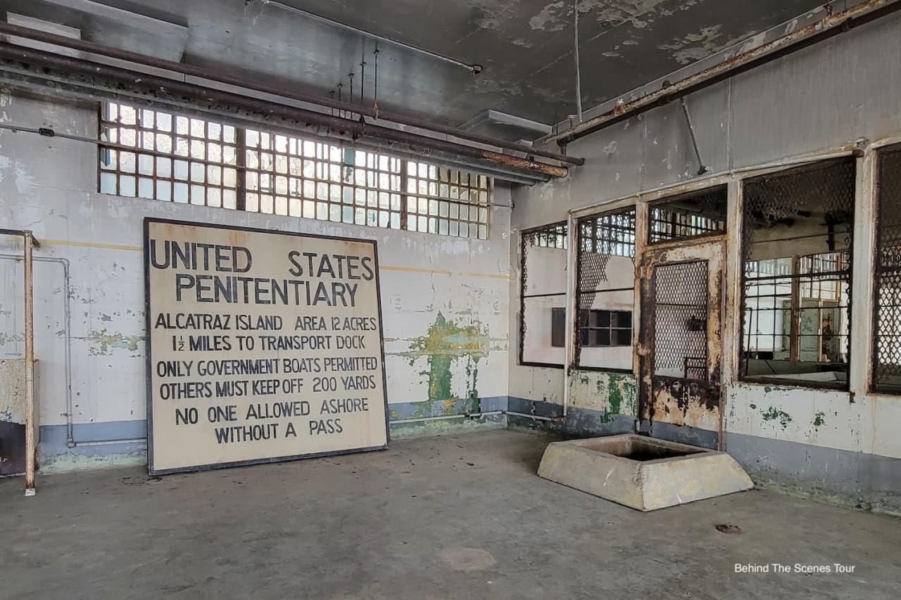 Official Alcatraz Island Admission Ticket + Audio Tour with Roundtrip Ferry by Alcatraz City Cruises - تصویر 16