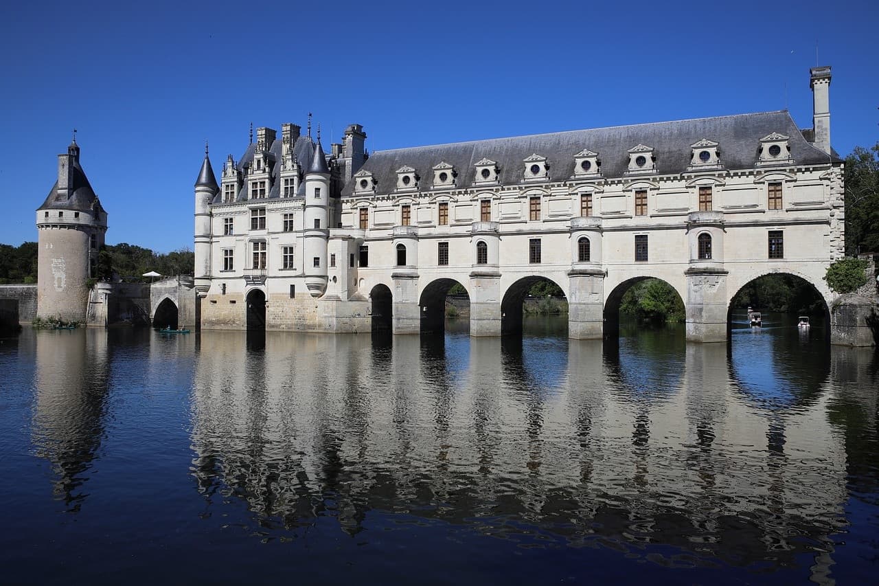 Loire Valley Tour from Paris: Chambord, Chenonceau, and Cheverny Castles - تصویر 2