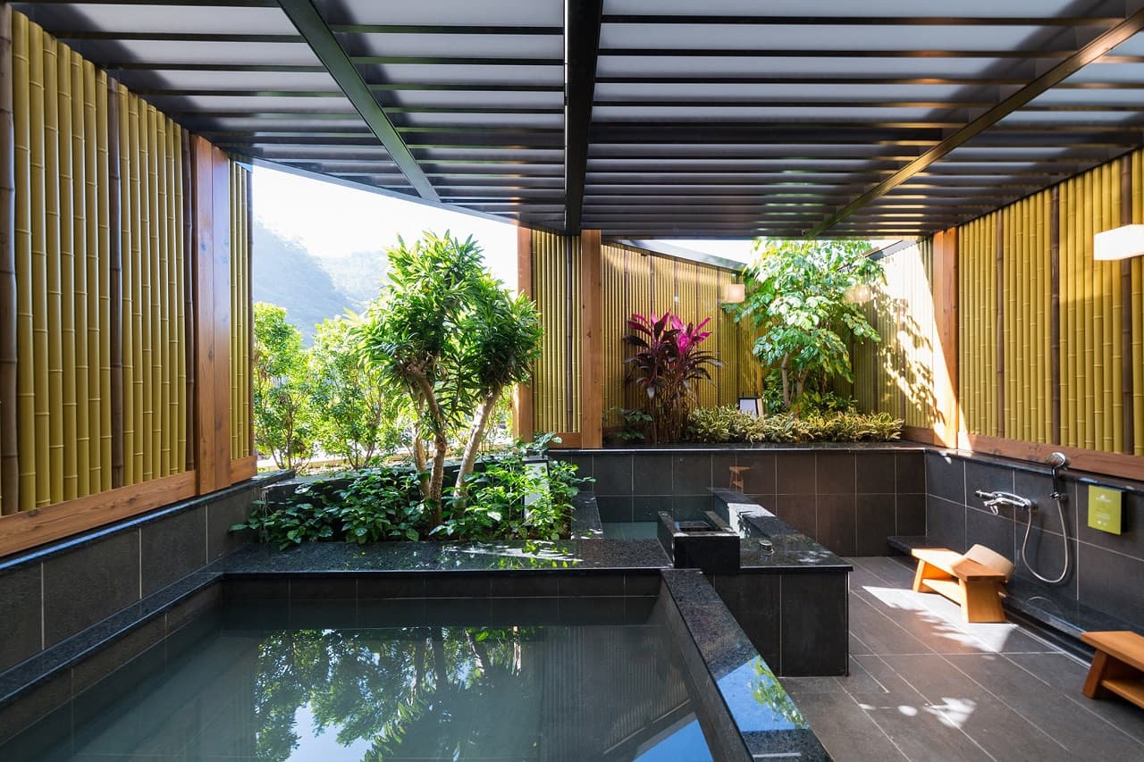 Public Hot Spring Experience at Asia Pacific Hotel Beitou - تصویر اصلی