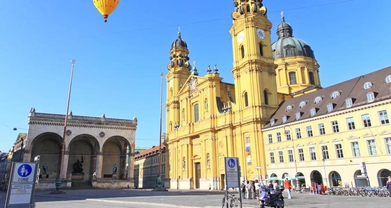 Munich Walking Tour - تصویر اصلی