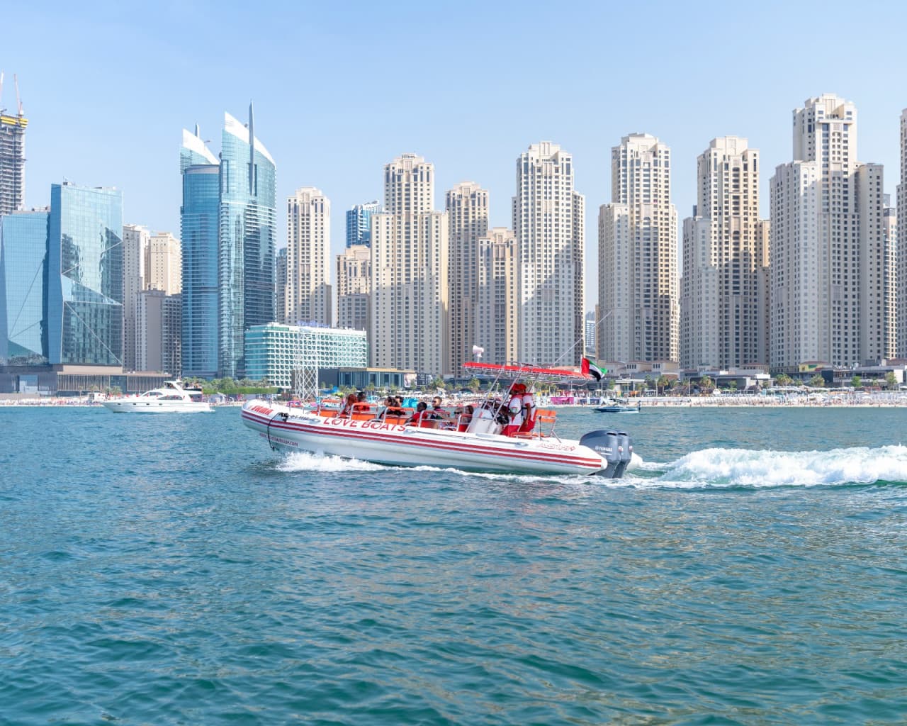Love Boats - Dubai Marina Guided Sightseeing Boat Tour - تصویر 5
