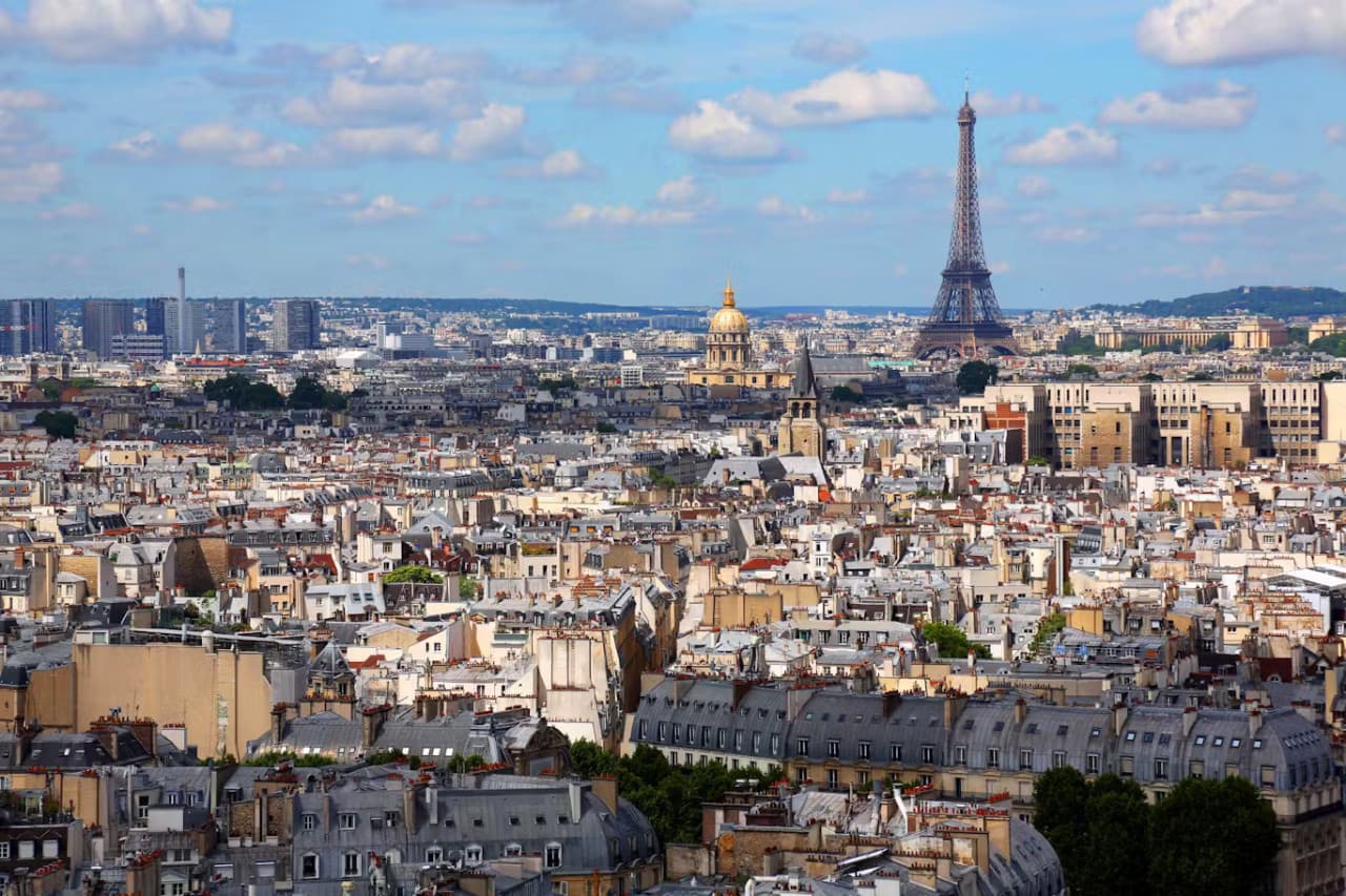 Eiffel Tower Reserved Access Tickets with Optional Summit - تصویر 4