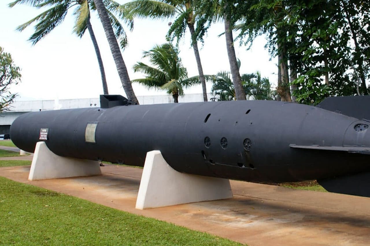 Passport to Pearl Harbour - تصویر 8