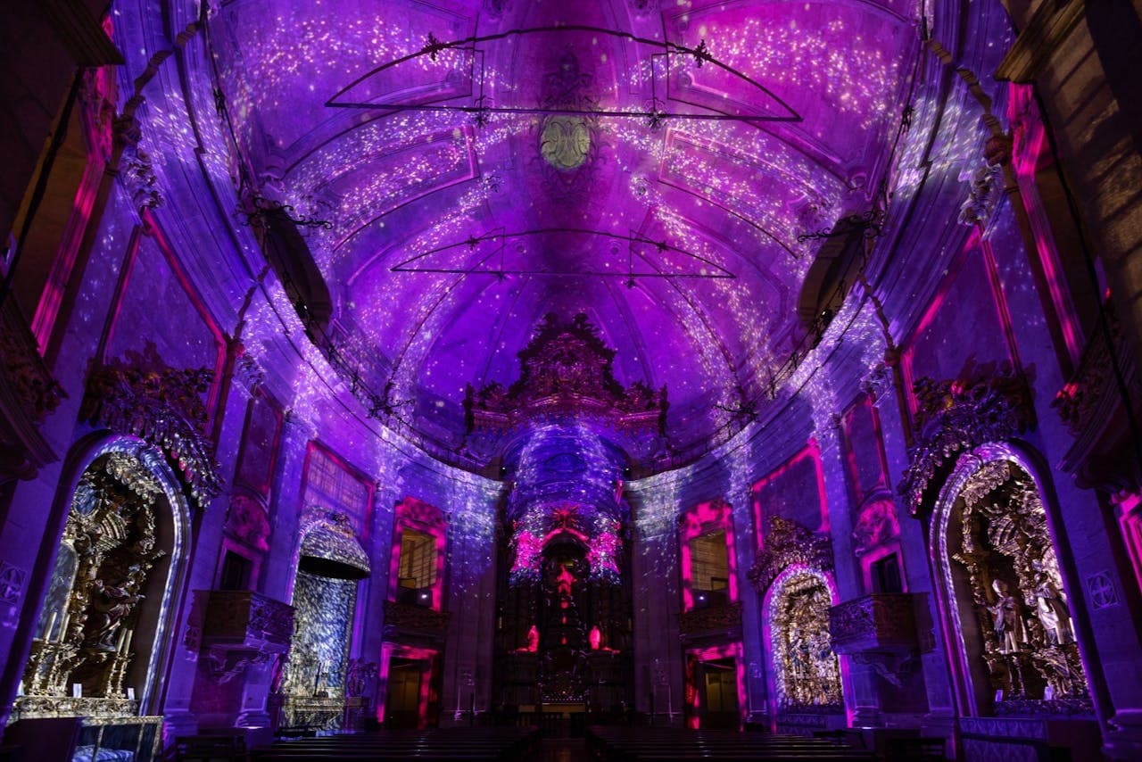 Spiritus Light Show At Clérigos Church Ticket - تصویر 8