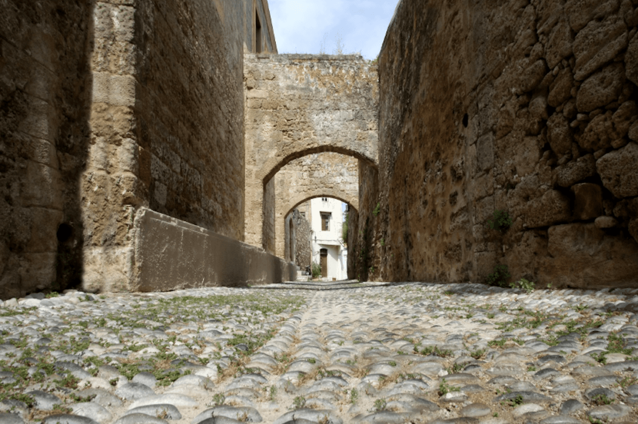 Palace of the Grand Master of the Knights of Rhodes - تصویر 4
