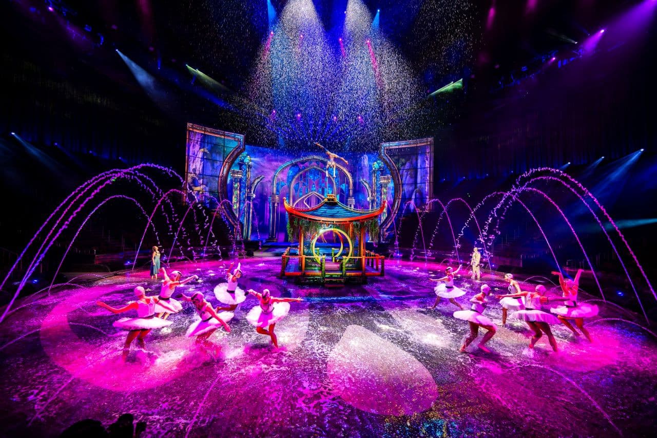 House of Dancing Water Show Ticket in Macau - تصویر 2