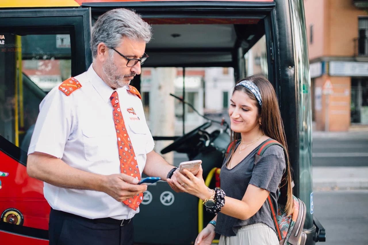 City Sightseeing Seattle Hop-on Hop-off Bus Tour - تصویر 7