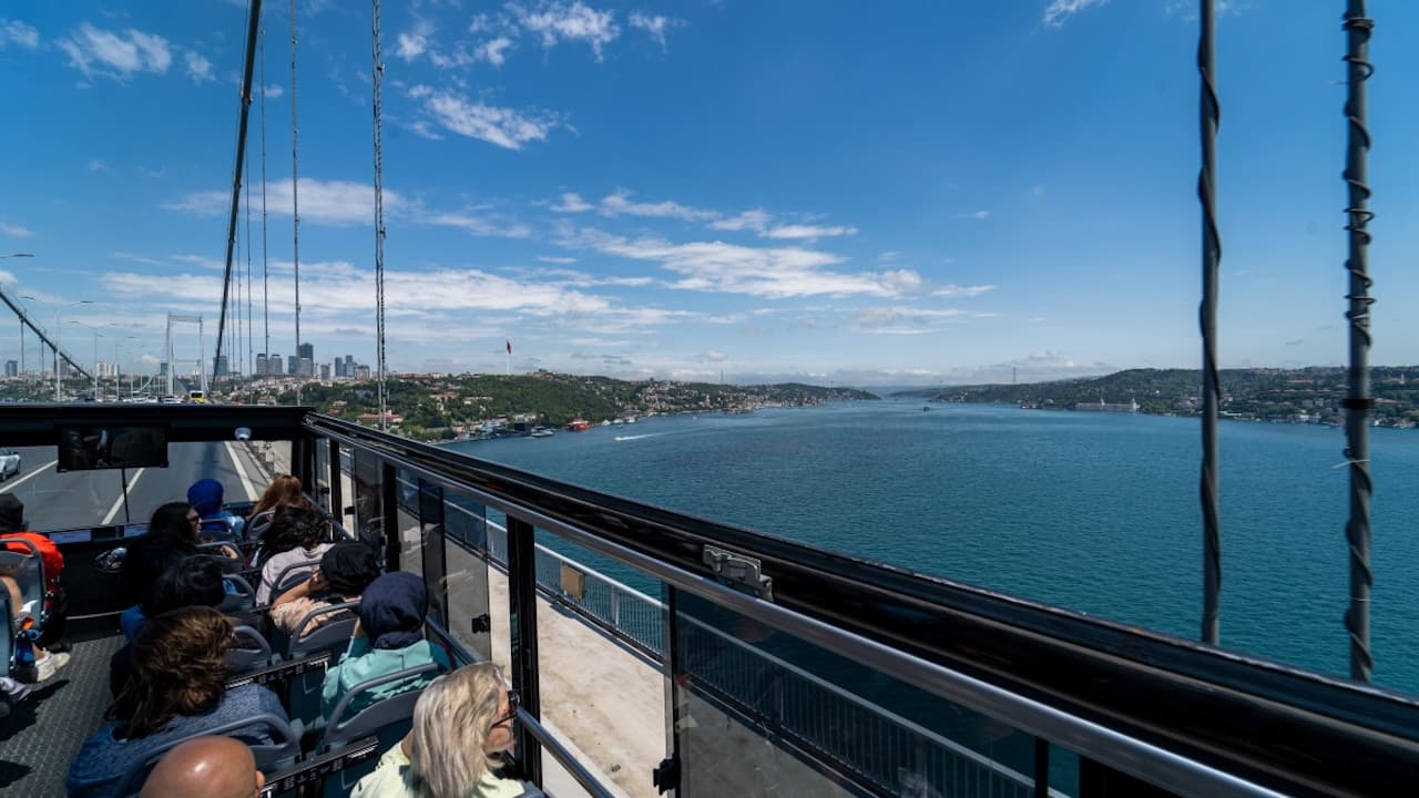 Istanbul Hop-On Hop-Off Bus Tour - تصویر 11