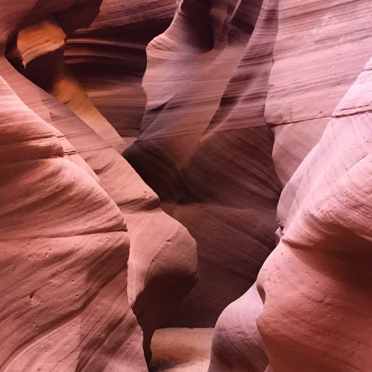 Antelope Canyon X and Horseshoe Bend Tour from Las Vegas - تصویر 3