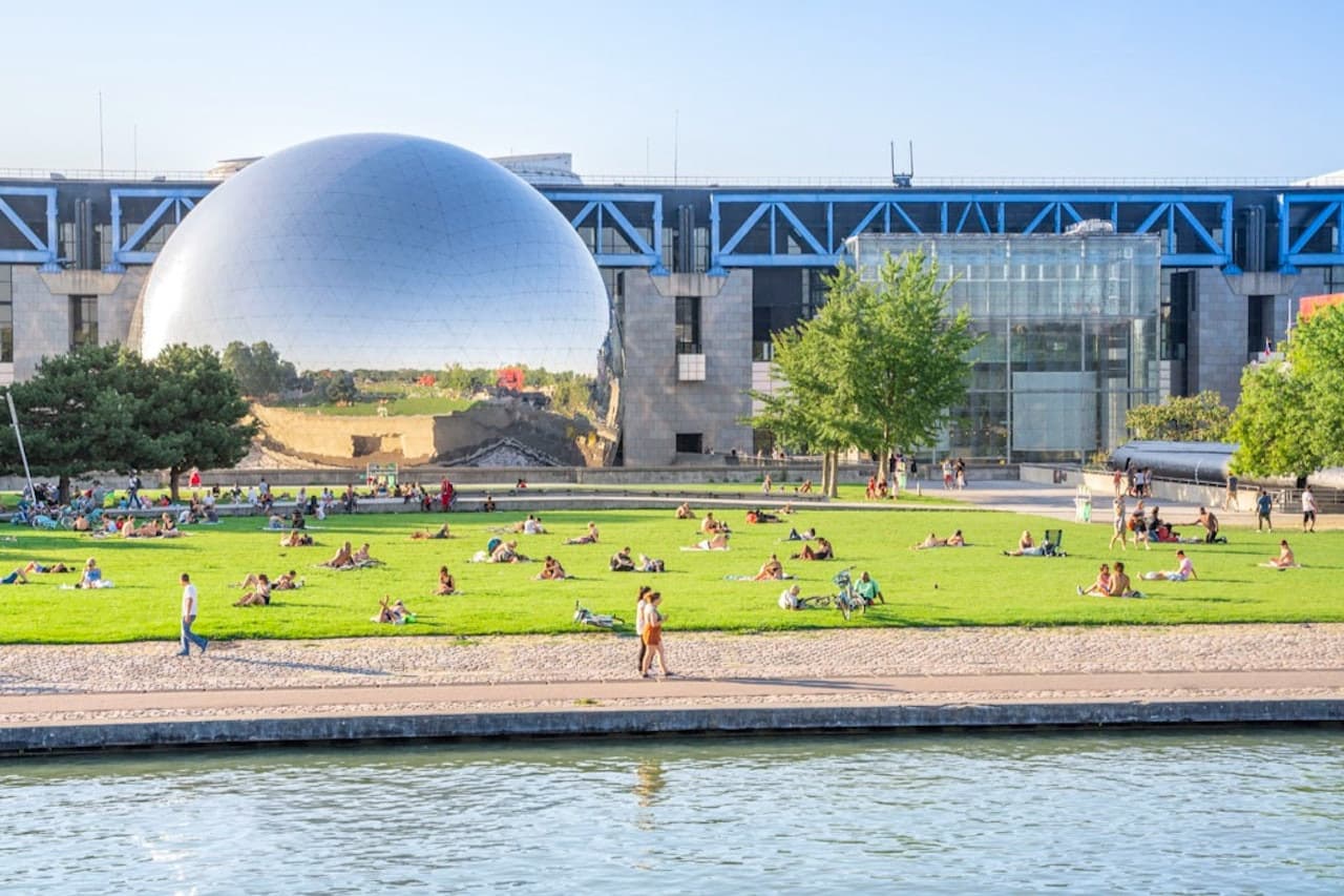 Cite des Sciences et de l'Industrie (City of Science and Industry) Museum - تصویر اصلی