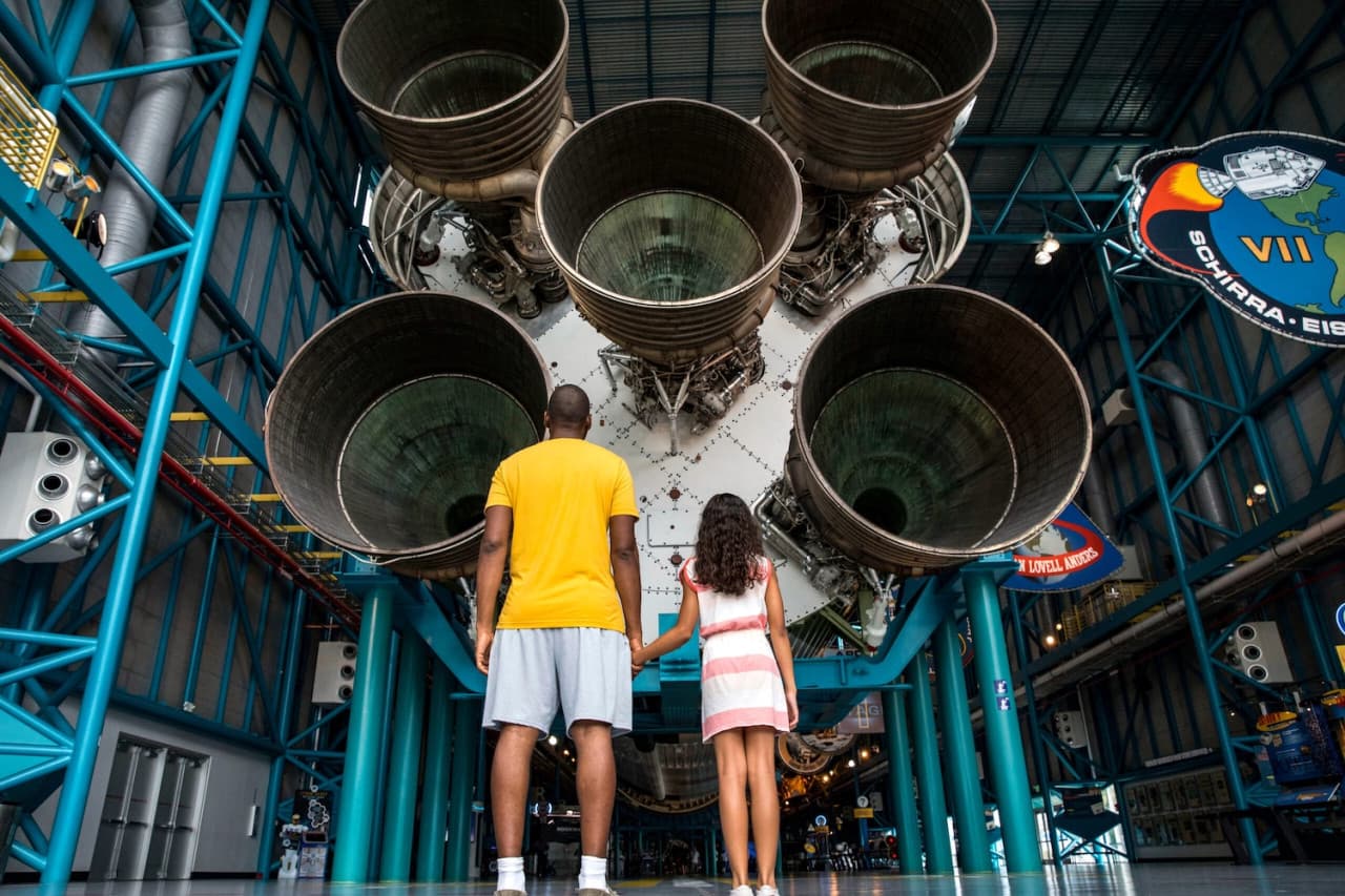 Kennedy Space Center Visitor Complex Admission with Round Trip Transportation from Orlando Area - تصویر 10
